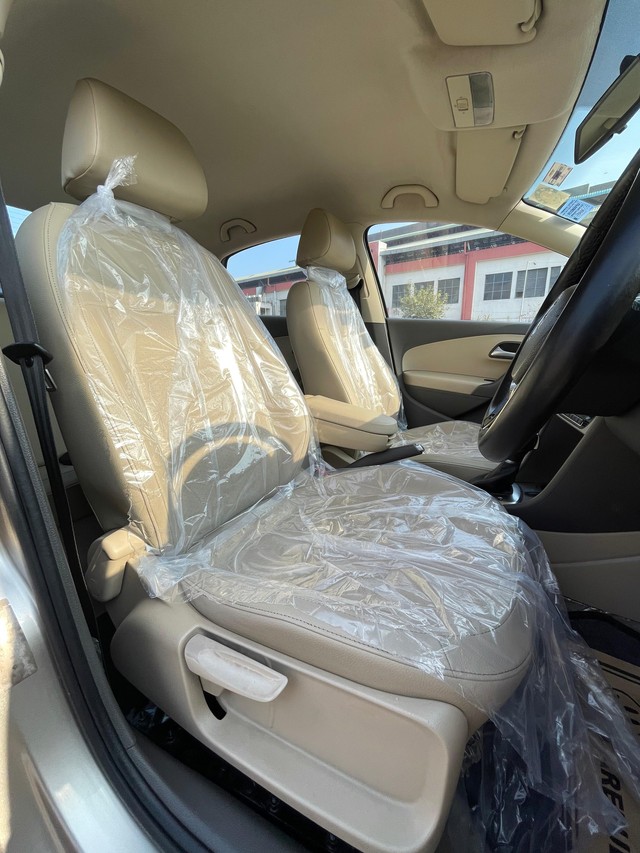 Second-hand 2015 Volkswagen Vento 1.2 TSI Comfortline AT for sale in New Delhi-16