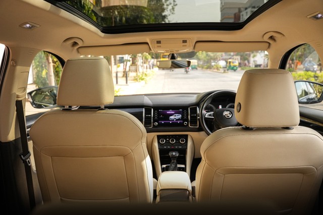 Second-hand 2018 Skoda Kodiaq 2.0 TDI Style for sale in Bangalore-9