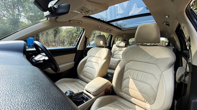 Second-hand 2018 Skoda Kodiaq 2.0 TDI Style for sale in Bangalore-6