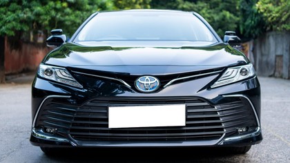 Second-hand 2024 Toyota Camry 2.5 Hybrid for sale in New Delhi