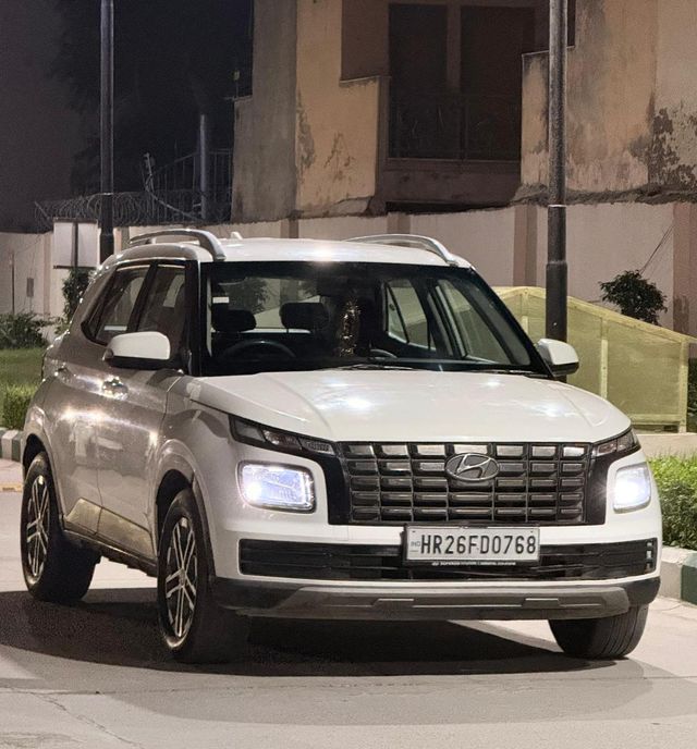 Hyundai Venue एस रेनफोर्स्ड प्लस डीजल Second-hand 2023 Hyundai Venue एस रेनफोर्स्ड प्लस डीजल for sale in Faridabad