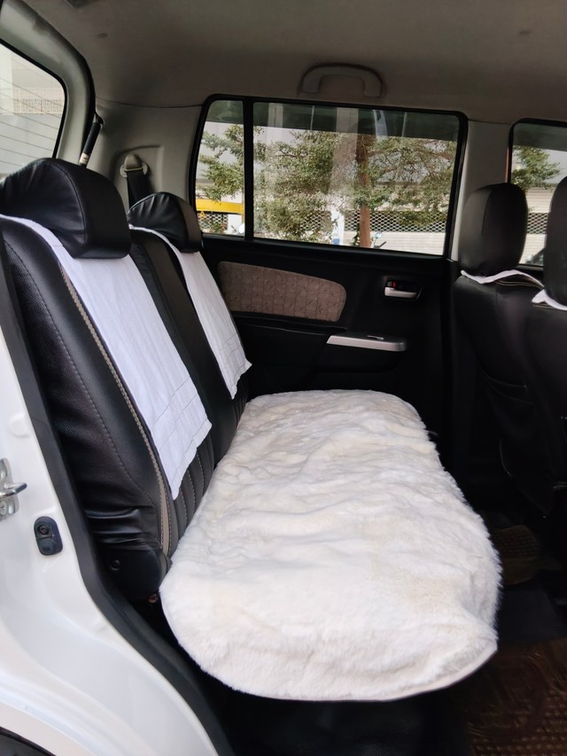 Second-hand 2016 Maruti Wagon R LXI BS IV for sale in Rajkot-11