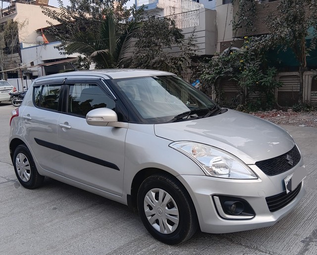 Second-hand 2015 Maruti Suzuki Swift VXI for sale in Indore-7