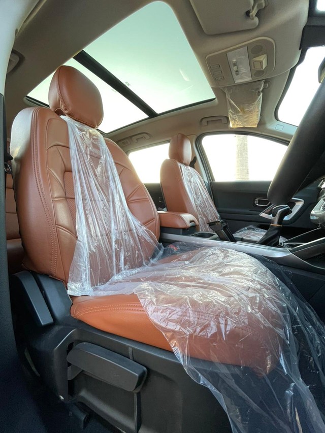 Second-hand 2022 Tata Harrier XTA Plus AT BSVI for sale in New Delhi-20