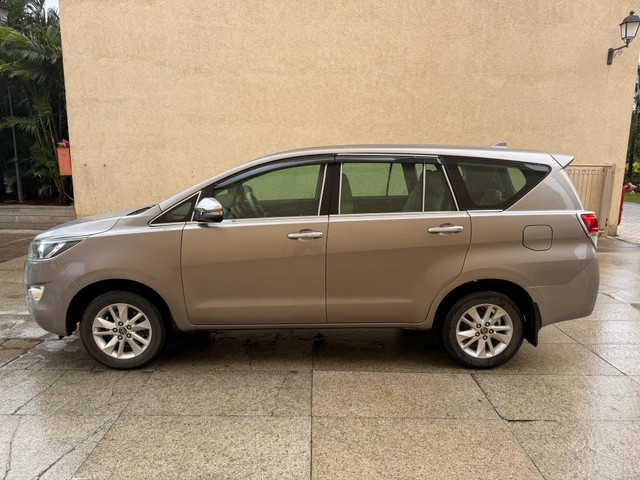Second-hand 2016 Toyota Innova Crysta 2.4 G MT 8S BSIV for sale in Thane-3