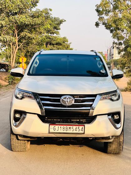 2019 Toyota Fortuner 2.8 2WD MT बीएस4