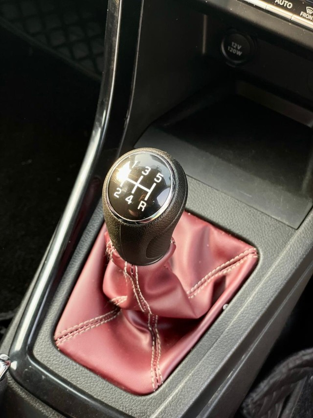 Second-hand 2024 Maruti Brezza Zxi for sale in New Delhi-12