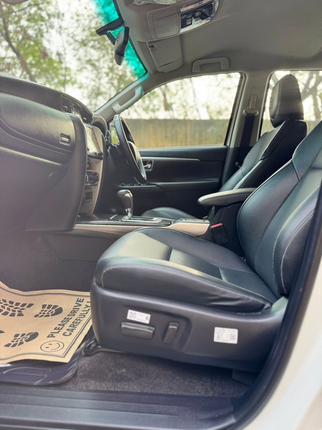 Second-hand 2025 Toyota Fortuner 4X2 Diesel AT for sale in New Delhi-15