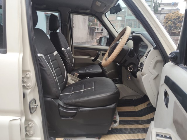 Second-hand 2016 Mahindra Scorpio 1.99 S6 Plus for sale in Darjeeling-10