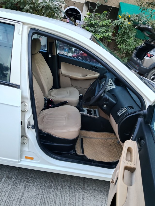 Second-hand 2013 Tata Indica TDI LS for sale in Indore-9