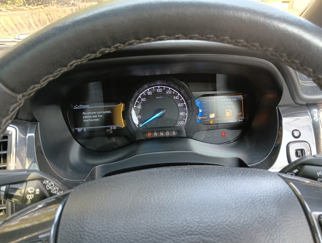 Second-hand 2019 Ford Endeavour 2.2 Titanium AT 4X2 for sale in Bangalore-11