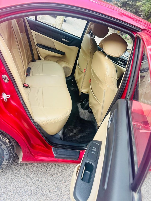 Second-hand 2018 Honda Amaze VX Opt Petrol BSIV for sale in Noida-9