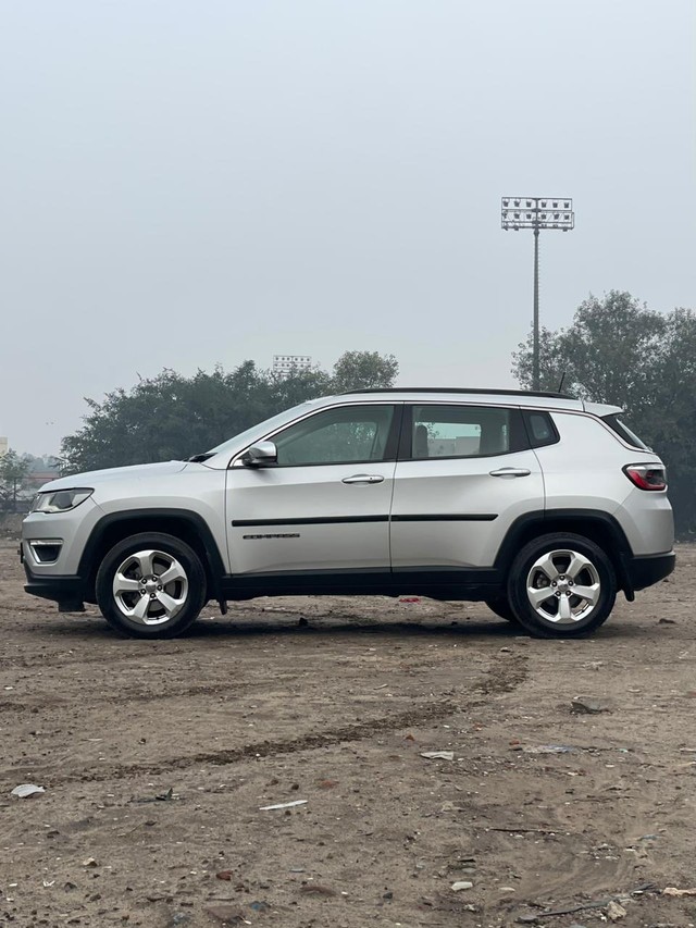 Second-hand 2017 Jeep Compass 1.4 Limited Option for sale in New Delhi-4