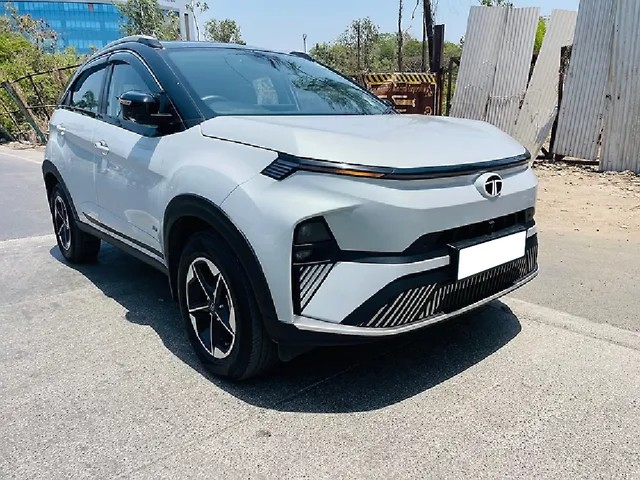 Tata Nexon EV Empowered Plus 45 - Photo 2