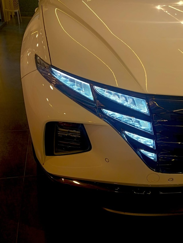 Second-hand 2025 Hyundai Tucson Signature Diesel AT for sale in Bangalore-6