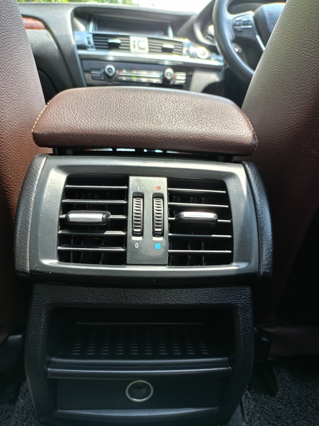 Second-hand 2016 BMW X3 xDrive20d xLine for sale in Bangalore-16