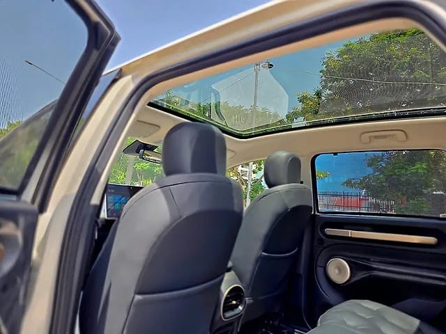 MG Windsor EV Essence - Photo 10