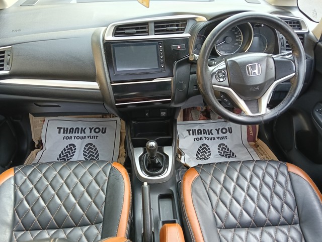 Second-hand 2019 Honda WR-V i-VTEC VX for sale in Navi Mumbai-10