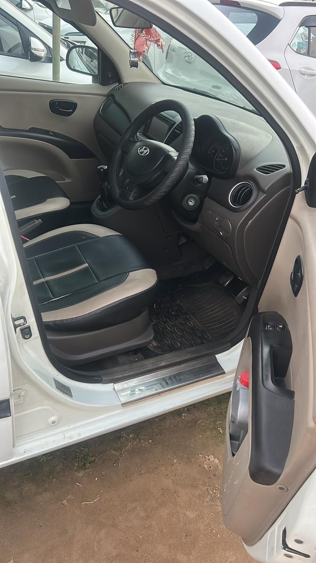 Second-hand 2012 Hyundai i10 Era for sale in Ludhiana-4