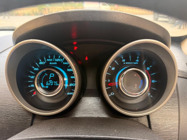 Second-hand 2018 Mahindra XUV500 AT W10 FWD for sale in Thane-14