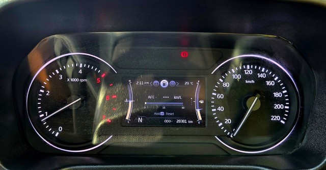 Second-hand 2023 Mahindra Scorpio S for sale in Nashik-8