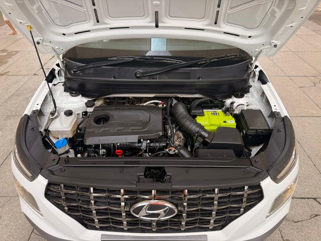 Second-hand 2020 Hyundai Venue SX Diesel for sale in Thane-5