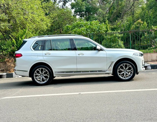 Second-hand 2022 BMW 7 Series 730Ld DPE Signature for sale in New Delhi-1