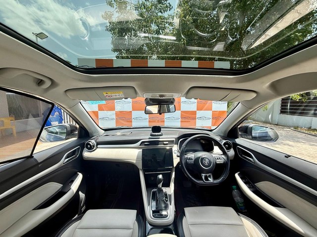 Second-hand 2022 MG Astor Savvy CVT BSVI for sale in Chennai-4