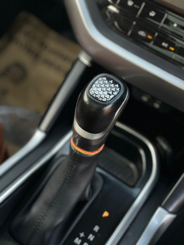 Second-hand 2022 Tata Harrier XTA Plus AT BSVI for sale in New Delhi-19