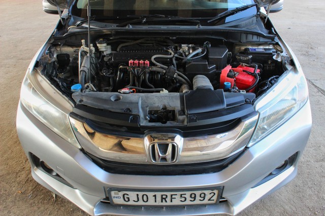 Second-hand 2014 Honda City i VTEC V for sale in Ahmedabad-6