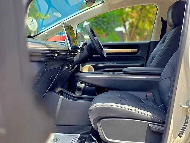 MG Windsor EV Essence - Photo 8