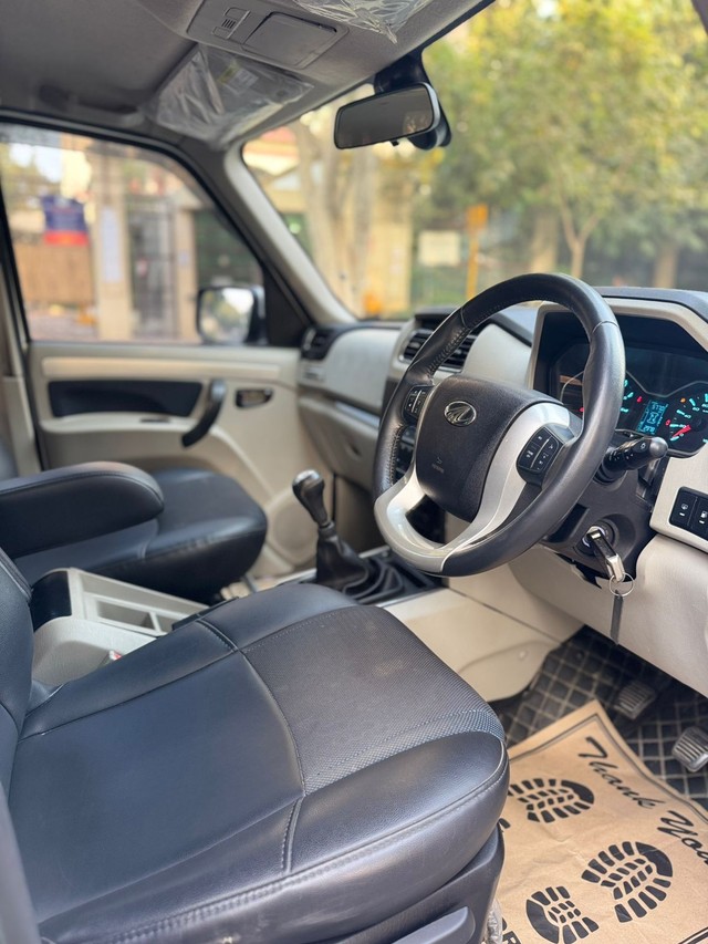 Second-hand 2022 Mahindra Scorpio S11 for sale in New Delhi-11