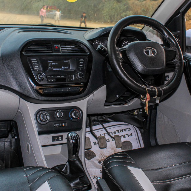 Second-hand 2018 Tata Tiago 1.2 Revotron XT for sale in Ahmedabad-16