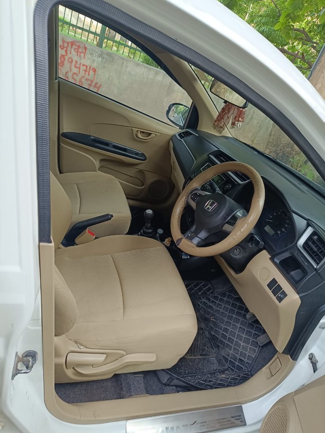 Second-hand 2017 Honda Amaze S i-VTEC for sale in New Delhi-9