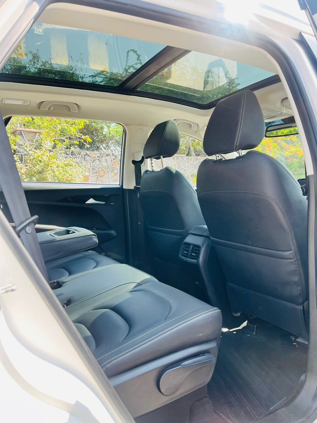 Second-hand 2019 MG Hector Sharp Diesel MT BSIV for sale in New Delhi-18