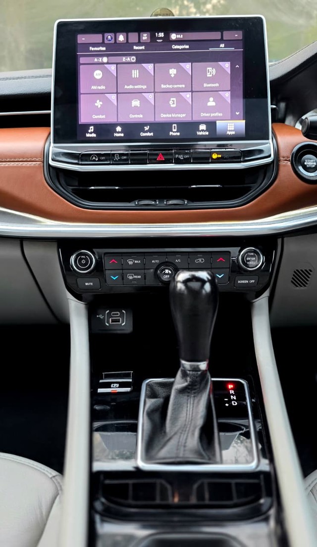 Second-hand 2022 Jeep Compass 1.4 Limited Opt DCT BSVI for sale in New Delhi-16