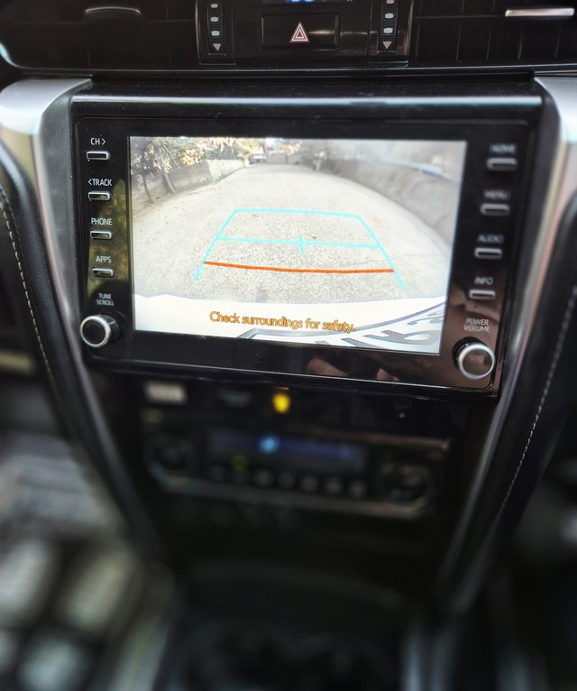 Second-hand 2025 Toyota Fortuner 4X2 Diesel AT for sale in New Delhi-15