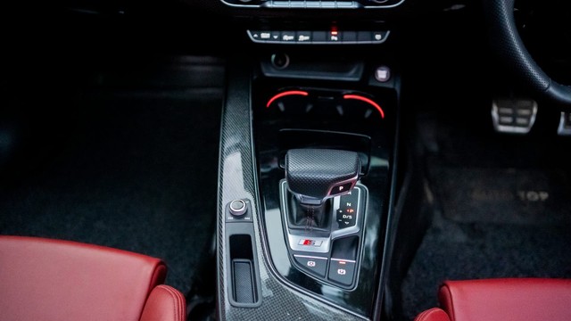 Second-hand 2023 Audi S5 Sportback 3.0L TFSI for sale in New Delhi-15