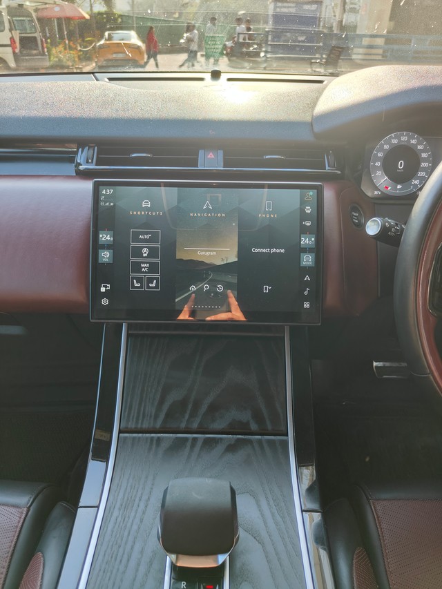 Land Rover Range Rover Velar Dynamic HSE Diesel Second-hand 2024 Land Rover Range Rover Velar Dynamic HSE Diesel for sale in Gurgaon-13