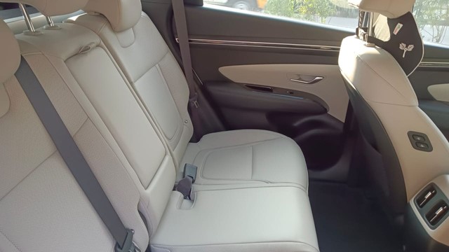 Second-hand 2025 Hyundai Tucson Signature Diesel AT for sale in Bangalore-14