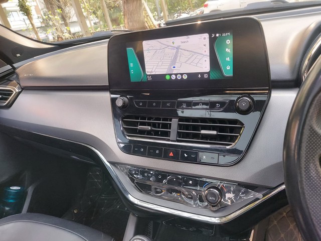 Second-hand 2022 Tata Safari XZA Plus AT BSVI for sale in New Delhi-11