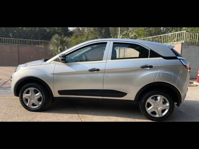 Tata Nexon 1.5 Revotorq XM Second-hand 2019 Tata Nexon 1.5 Revotorq XM for sale in New Delhi-2