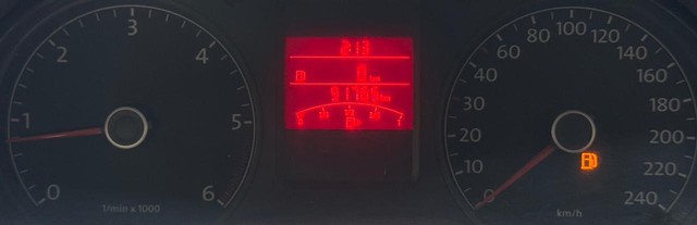 Second-hand 2013 Volkswagen Vento Diesel Highline for sale in Rajkot-13