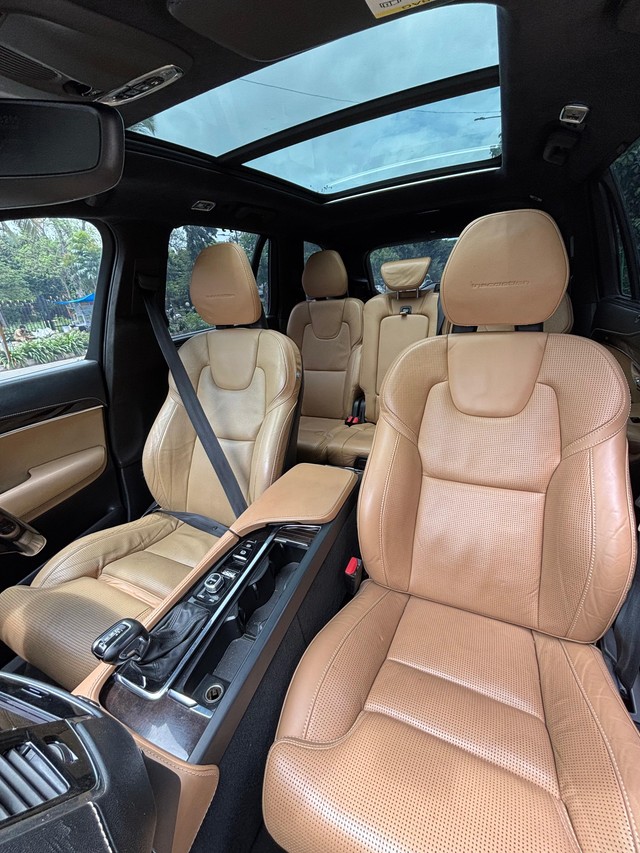 Second-hand 2017 Volvo XC90 D5 Inscription BSIV for sale in Bangalore-9