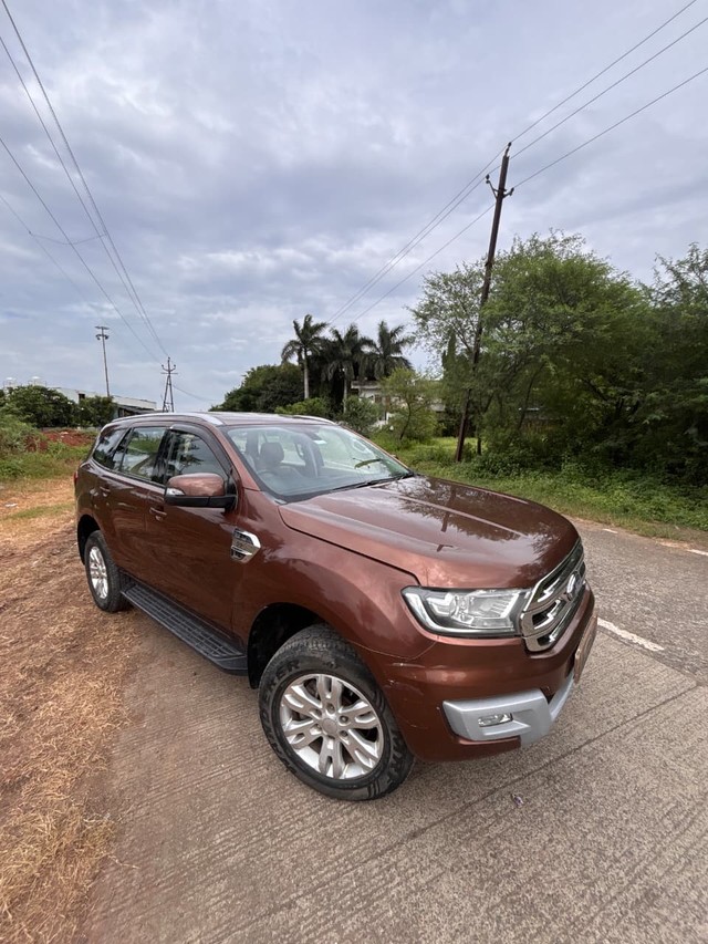 Second-hand 2016 Ford Endeavour 2.2 Trend AT 4X2 for sale in Indore-6