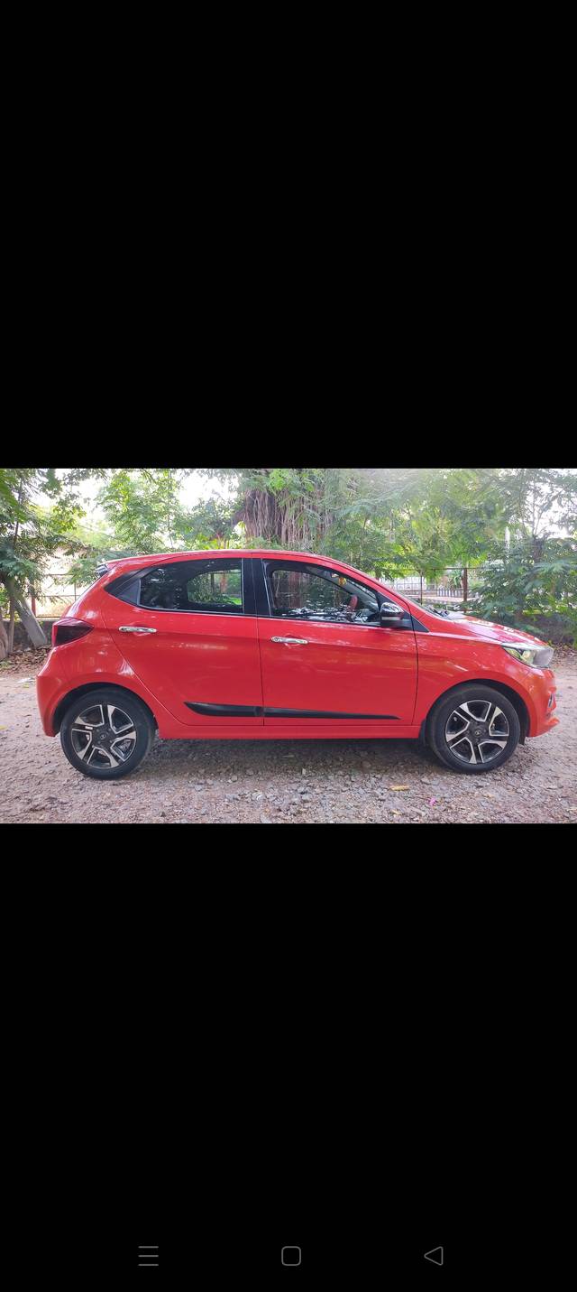 https://images10.gaadi.com/usedcar_image/AP3A.240617.008/original/b187c315-65e1-4eb4-a5b3-f5281a33707a.jpg?imwidth=6401
