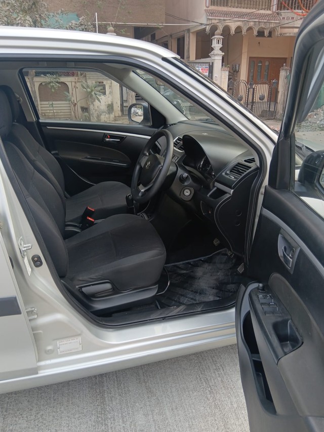 Second-hand 2015 Maruti Suzuki Swift VXI for sale in Indore-11
