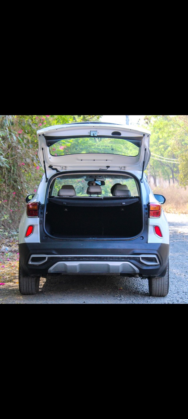 Second-hand 2022 Kia Seltos HTX IVT for sale in Ahmedabad-12