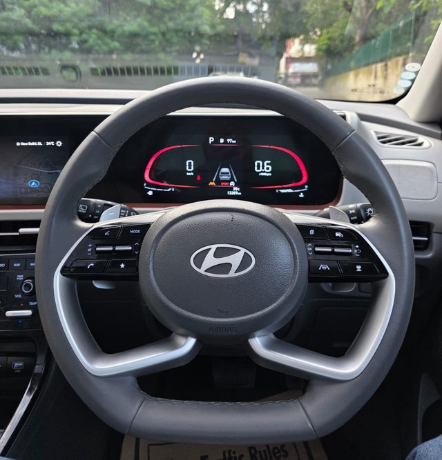 Second-hand 2024 Hyundai Creta SX Tech iVT for sale in New Delhi-13