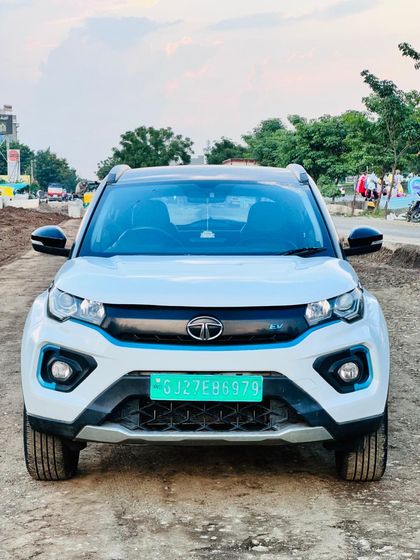 2022 Tata Nexon XZ प्लस बीएस6